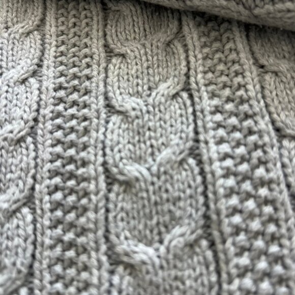 Grey cable knit utrtlenexk sweater - Picture 2 of 4